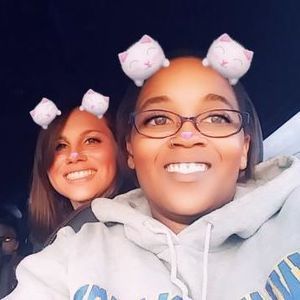 Meet your Posher, Desirae